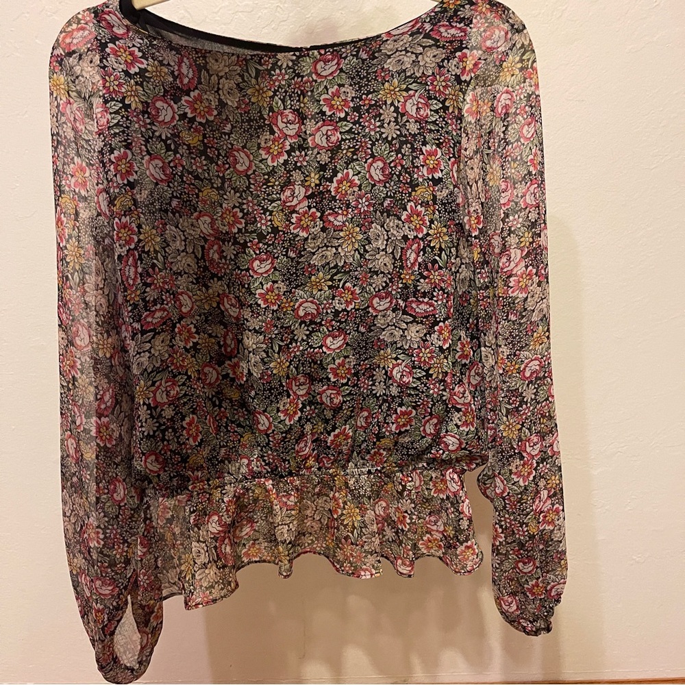 1. State blouse